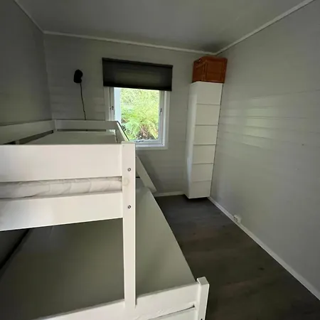 شقة Buveien 158, Pa Bakkeplan Med Utsikt Utover Havet Sogndalsstrand