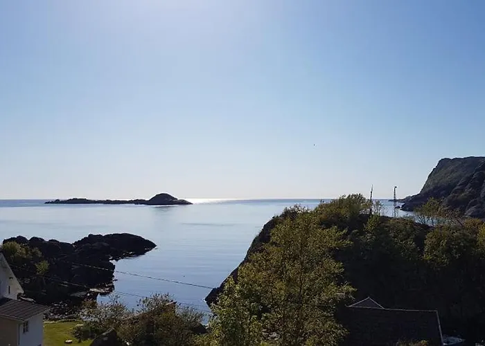 Buveien 158, Pa Bakkeplan Med Utsikt Utover Havet Apartamento *